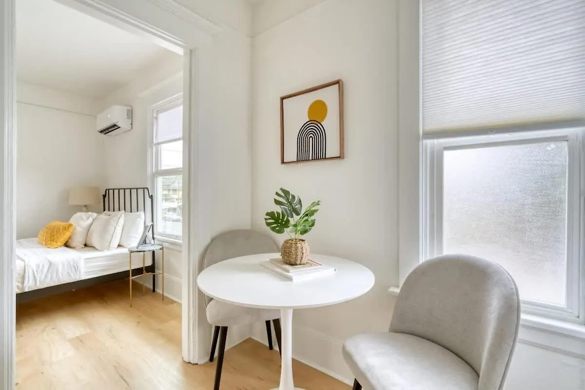 Stay Portland - The Bohemian Bungalow On Broadway - 94 Walkscore 0*,